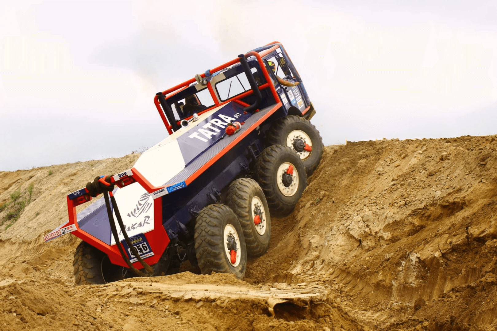 Truck im Rahmen der Truck Trial Europameisterschaft auf dem DEKRA Lausitzring
