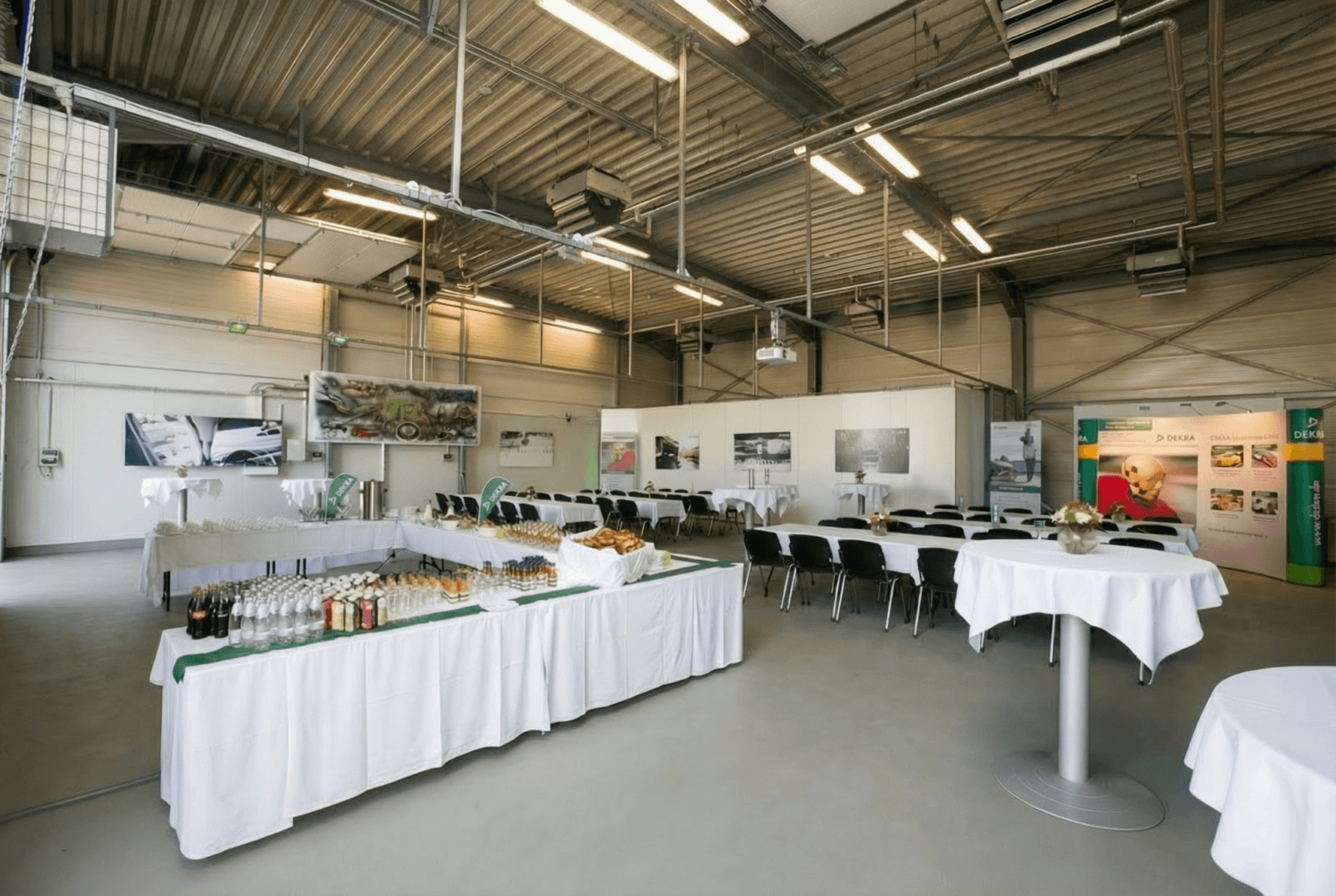 Multifunktionshalle auf dem Gelände des DEKRA Lausitzrings